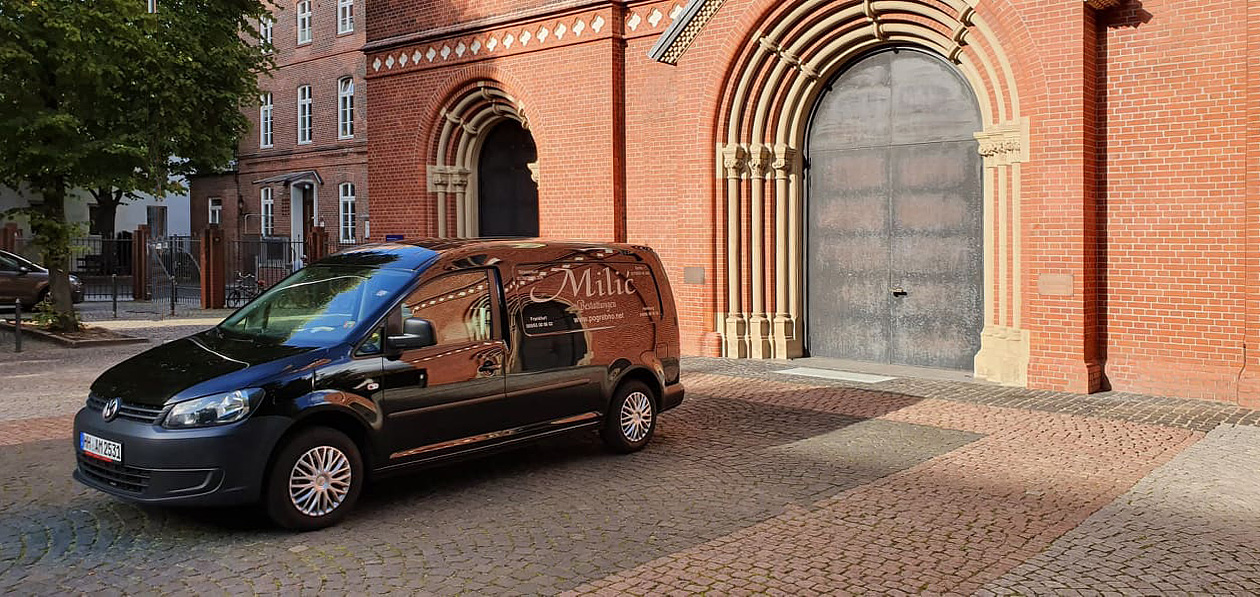 Milic prevoz pokojnika Najmodernija vozila